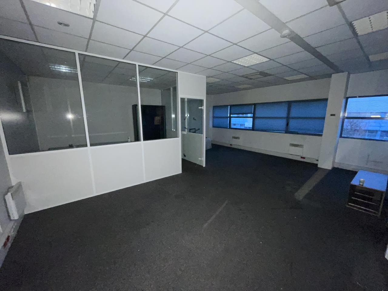 Local d'activité La Courneuve 473m² Location local d'activité La Courneuve Seine-Saint-Denis OLACT2207855 4